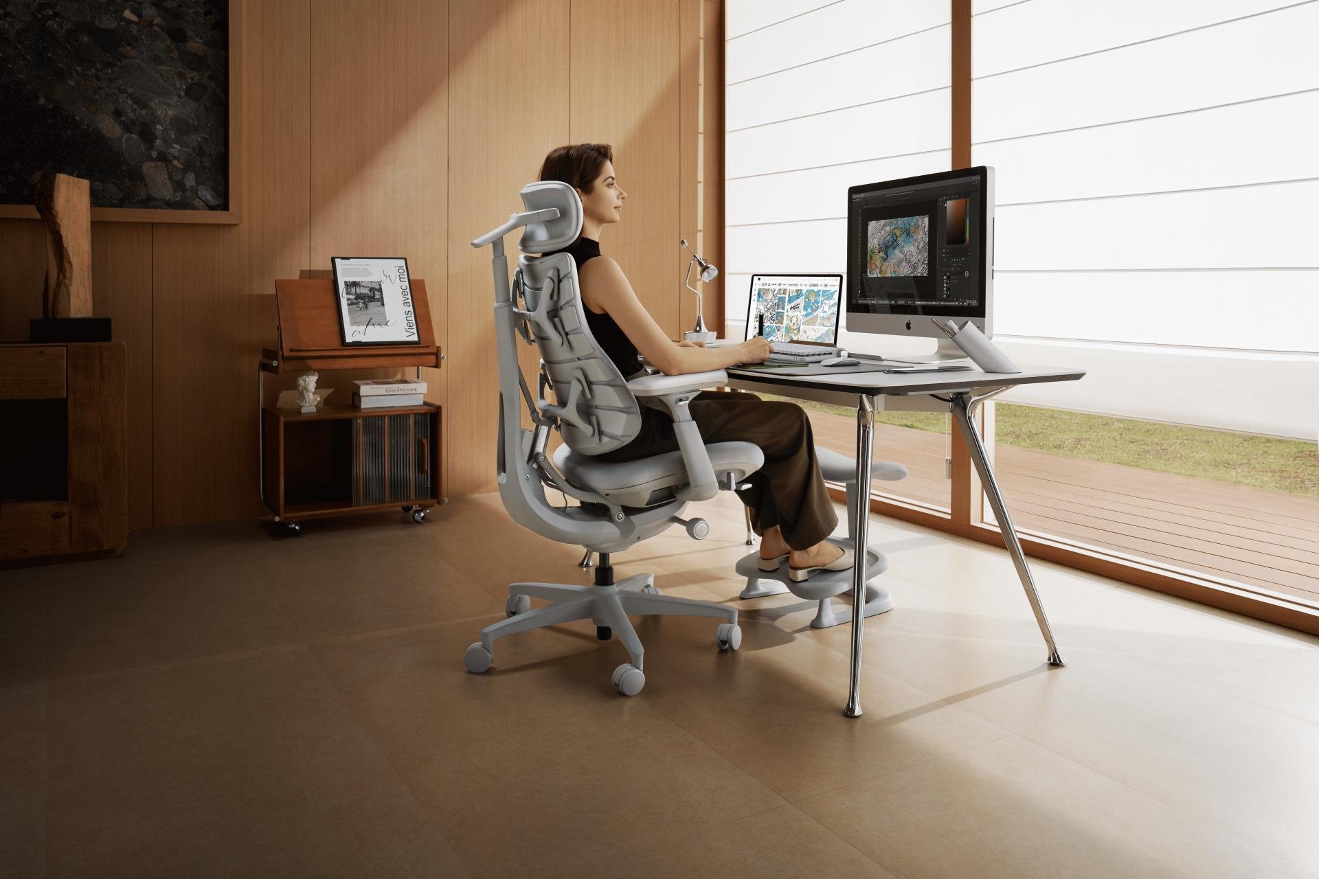 Best Desk Chair for Your Back: What to Look For in 2025