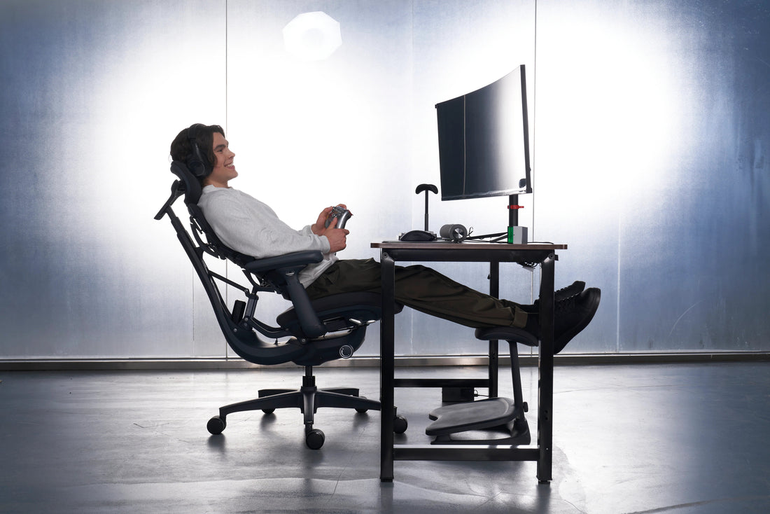Why a Therapeutic Desk Chair Should Do More Than Recline